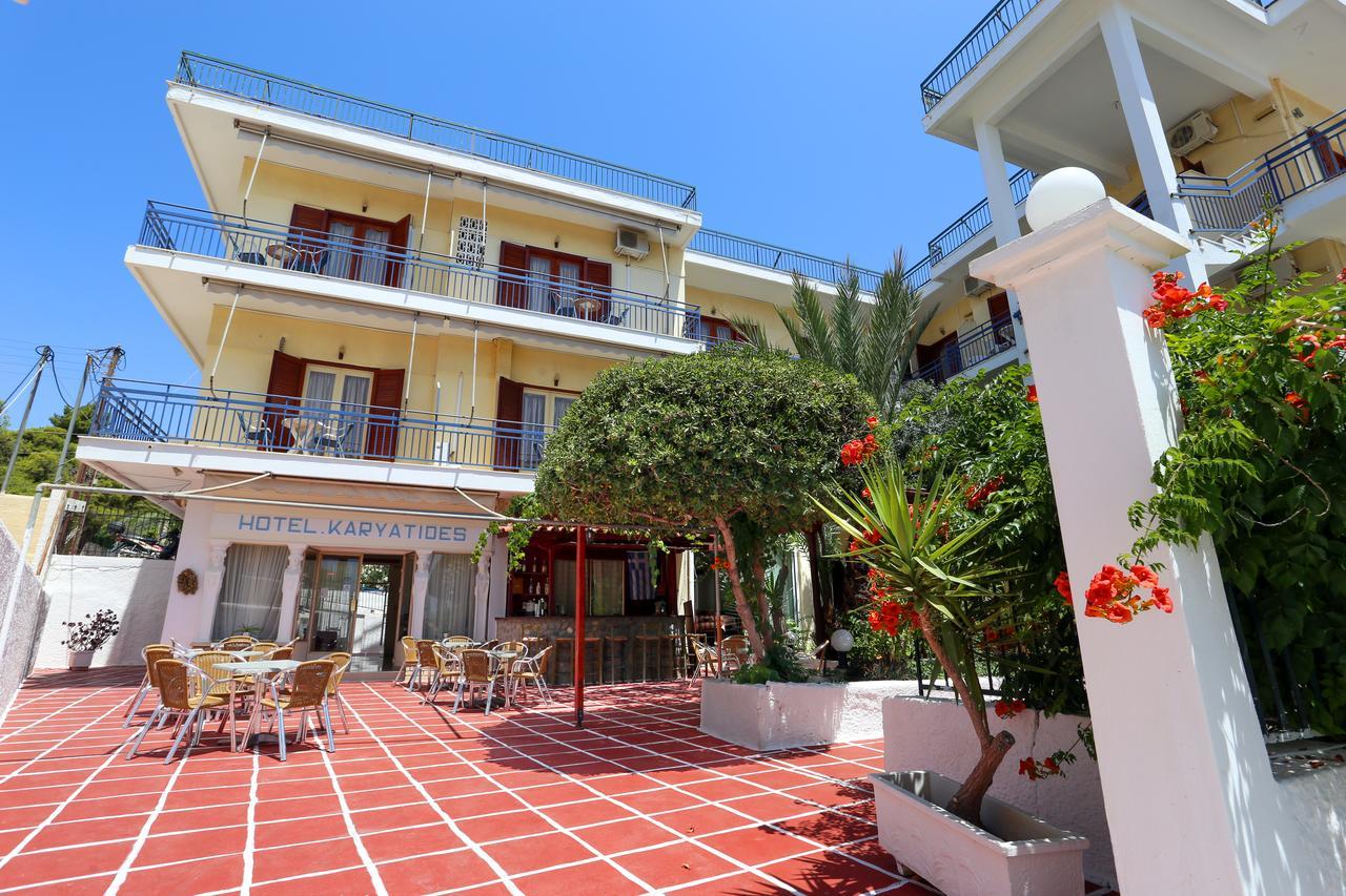 Hotel Karyatides Agia Marina  Exterior foto